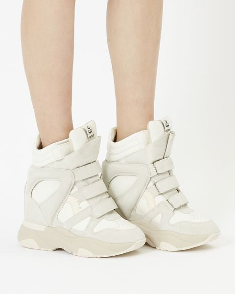 Balskee High-Top-Sneakers mit Keilabsatz aus Leder Balskee High-Top-Sneakers mit Keilabsatz aus Leder
