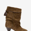 Dalby Drapierte Wildleder-Stiefel aus Kalbsleder Dalby Drapierte Wildleder-Stiefel aus Kalbsleder