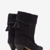 Dalby Drapierte Wildleder-Stiefel aus Kalbsleder Dalby Drapierte Wildleder-Stiefel aus Kalbsleder