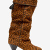 Elita Drapierte Wildleder-Stiefel aus Kalbsleder Elita Drapierte Wildleder-Stiefel aus Kalbsleder