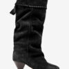 Elita Drapierte Wildleder-Stiefel aus Kalbsleder Elita Drapierte Wildleder-Stiefel aus Kalbsleder