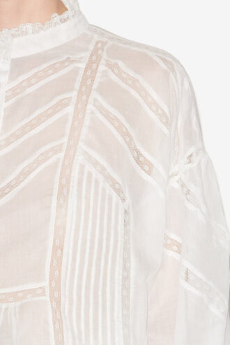 Gelma Bluse aus einfarbigem Baumwollvoile und Spitze Gelma Bluse aus einfarbigem Baumwollvoile und Spitze
