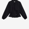 Gwenola Kurze Jacke aus satiniertem Funktionsstoff Gwenola Kurze Jacke aus satiniertem Funktionsstoff