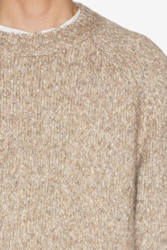 Hanori-Strickpullover mit Sprenkeln