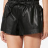Naline Shorts aus feinem, geschmeidigem Kunstleder Naline Shorts aus feinem, geschmeidigem Kunstleder