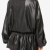 Neela Jacke aus feinem und geschmeidigem Kunstleder Neela Jacke aus feinem und geschmeidigem Kunstleder