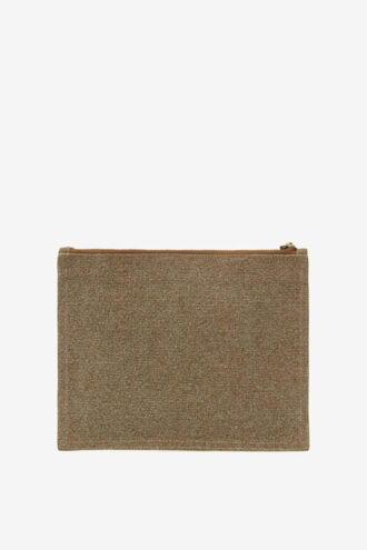 Netia Clutch aus gebleichter Baumwolle mit Logo