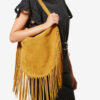 Oskan Hobo Soft Handtasche aus fransigem Kalbswildleder Oskan Hobo Soft Handtasche aus fransigem Kalbswildleder