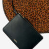 Oskan Hobo Tasche aus weichem, bedrucktem Kalbswildleder Oskan Hobo Tasche aus weichem, bedrucktem Kalbswildleder