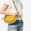 Oskan Moon Handtasche aus geflochtenem Kalbswildleder Oskan Moon Handtasche aus geflochtenem Kalbswildleder