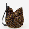 Oskan Soft Bag aus Leder im „Pony”-Stil mit Leopardenmuster Oskan Soft Bag aus Leder im „Pony”-Stil mit Leopardenmuster