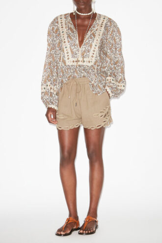 Safa Shorts mit durchbrochener Stickerei Safa Shorts mit durchbrochener Stickerei