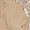 Safa Shorts mit durchbrochener Stickerei Safa Shorts mit durchbrochener Stickerei