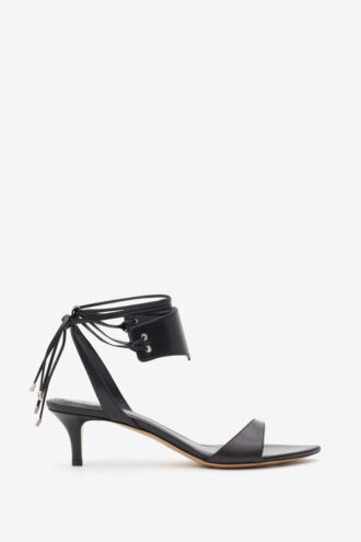 Sandalen mit mittlerem Absatz aus weichem Leder