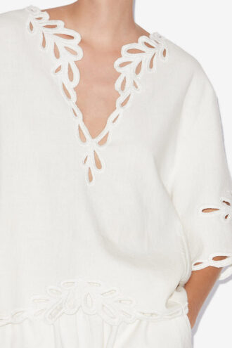 Shana Top mit durchbrochener Stickerei Shana Top mit durchbrochener Stickerei