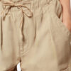 Shorts aus Nirma-Baumwolle und Leinen Shorts aus Nirma-Baumwolle und Leinen