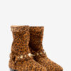 Stania Stiefel aus Kalbswildleder mit flachem Absatz und Print Stania Stiefel aus Kalbswildleder mit flachem Absatz und Print