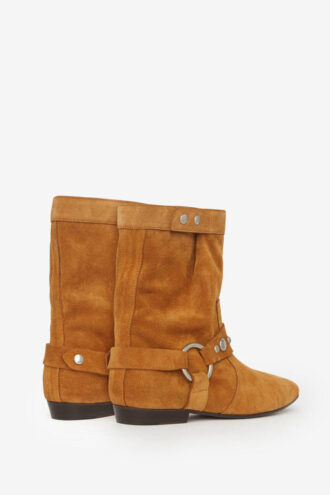 Stania Stiefel mit flachem Absatz aus Wildleder Stania Stiefel mit flachem Absatz aus Wildleder