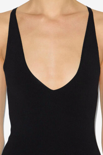 Velma Langes Plissee-Strickkleid