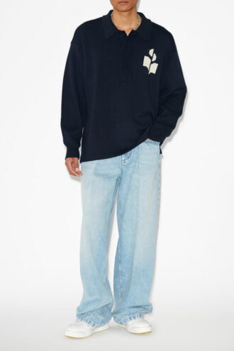 William Pullover
